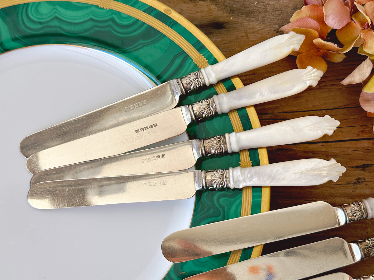 Set of 8 Vintage Harrison Bros & Howson Dinner Knives with Mother of P –  Urban Nomad NYC