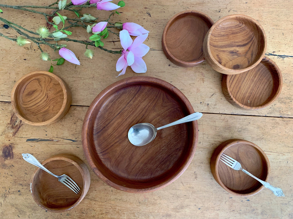 80s Danish buy Style Natural MCM Teak Wood Salad/ Popcorn/ Fruit Bowl Set w/Four Bowls