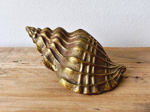 Vintage Hollywood Regency Brass Seashell Sculpture | Mid Century Modern Nautical Paperweight | Beach House Office Bookshelf Decor