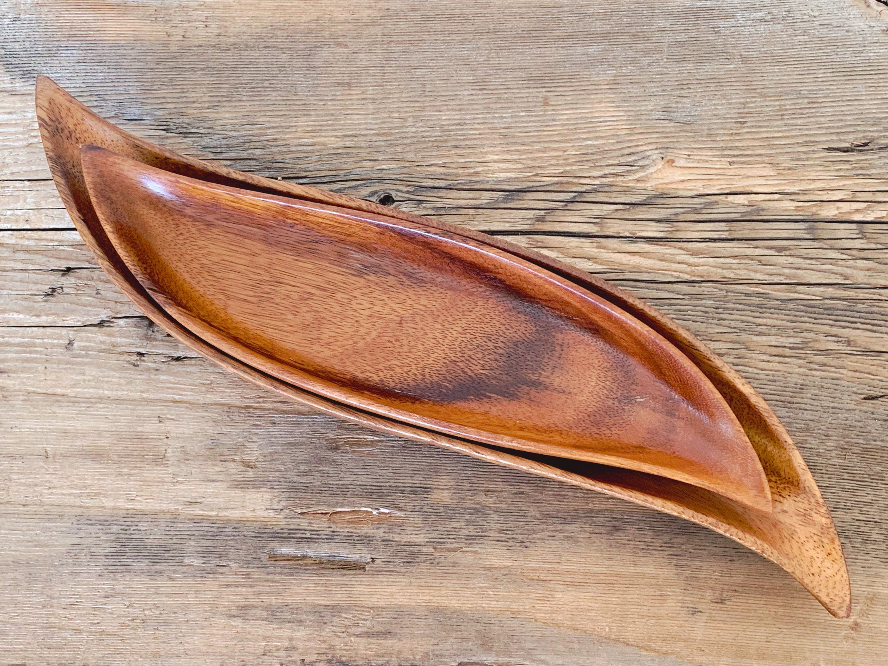 Vintage Monkey Pod Wood Leaf Shaped Serving Display in Small and Large | Hawaii Hardwood Wooden Jewelry Dish, Trinket Tray, Catchall Plate