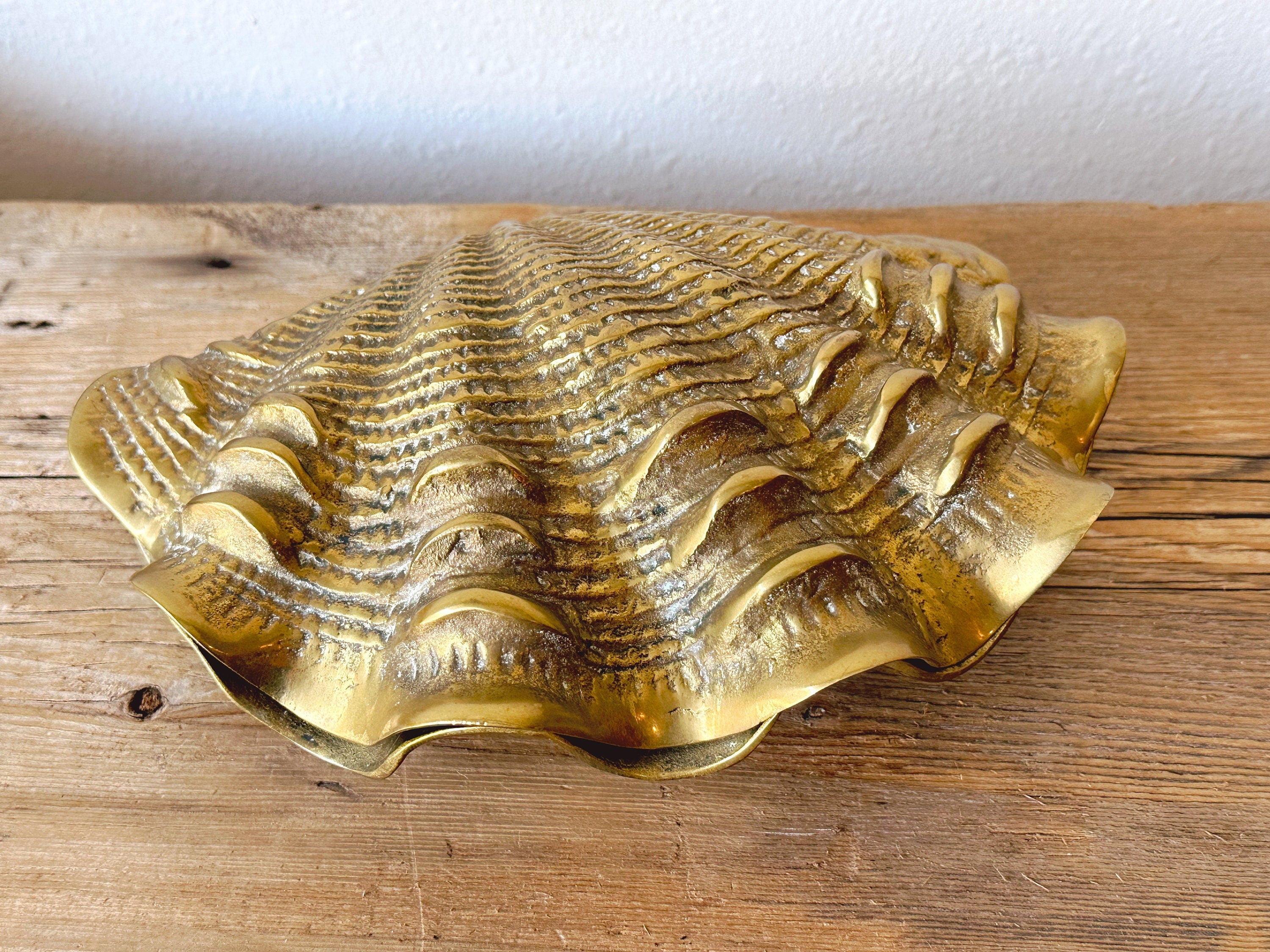 Vintage 1970s Brass Clam Shell Hinged Lid Jewelry Box